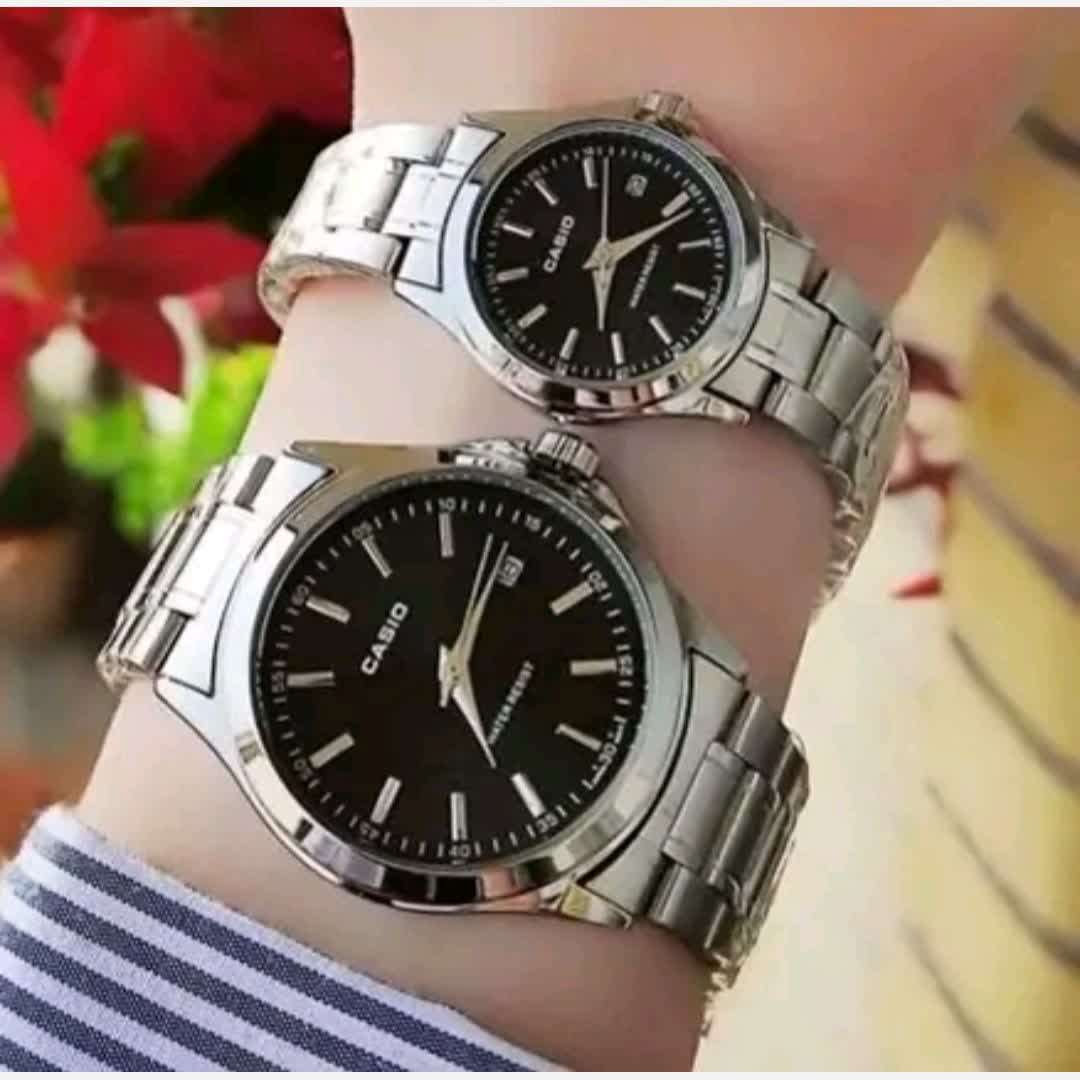 ساعت مچی زنانه کاسیوcasioصفحه گرد آبی بنداستیل نقره ای کد2003