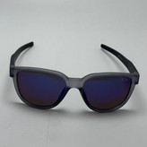 عینک آفتابی اوکلی سبک OAKLEY طوسی عدسی آبی آیینه ای کد 2435