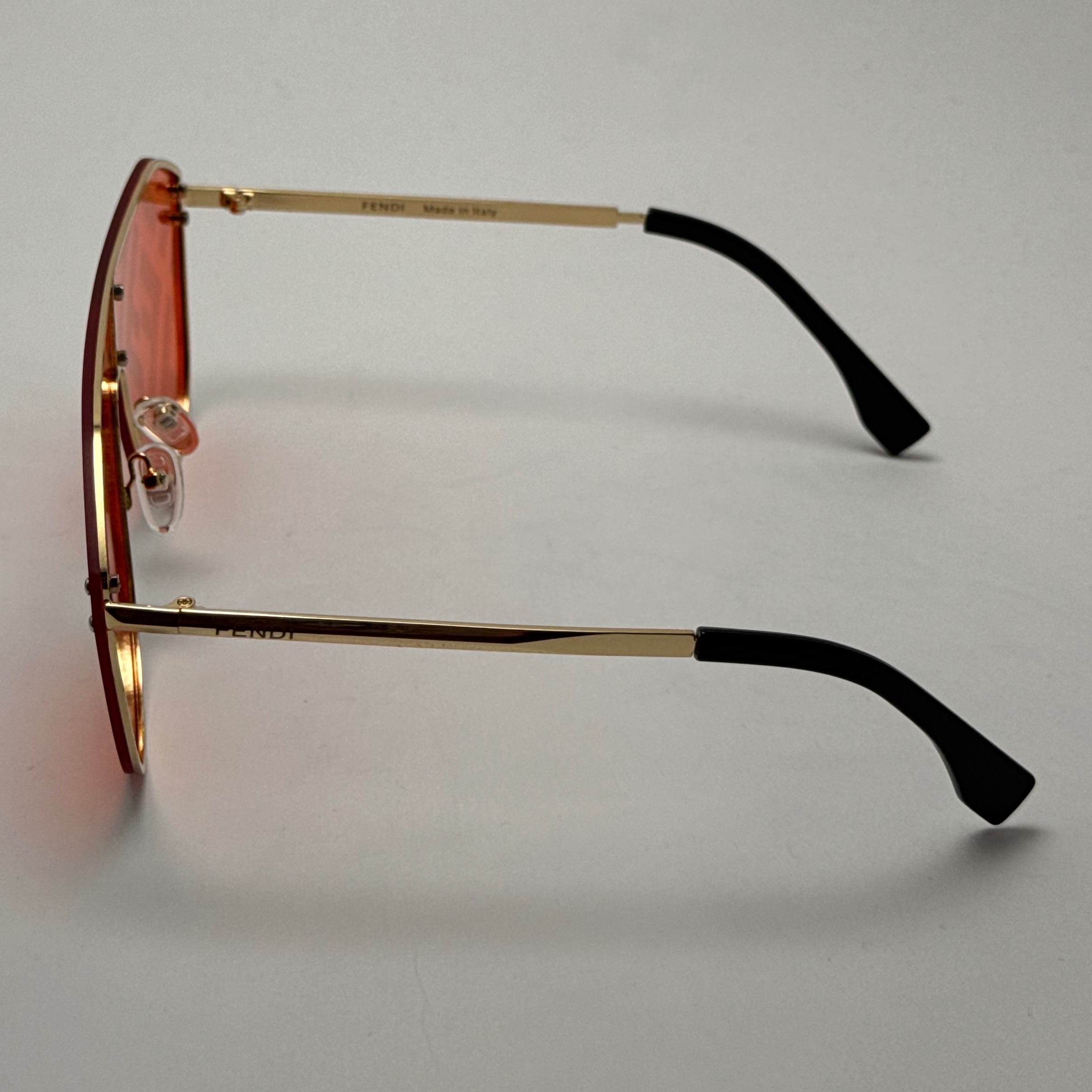 عینک آفتابی و شب فریم لس فندی FENDI قرمز کد 2