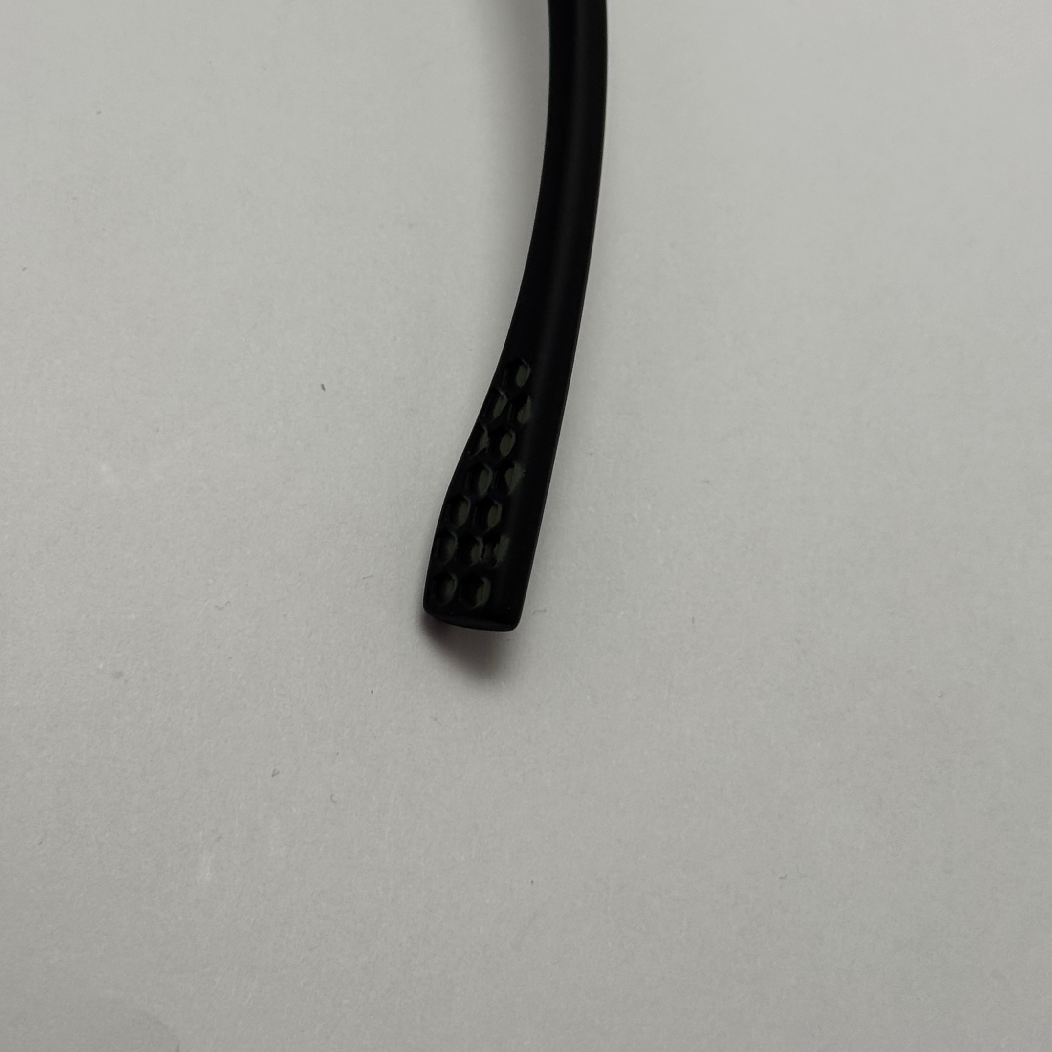 عینک آفتابی پلاریزه هوگو باس HUGO BOSS تمام مشکی کد 2205 - عینک رانندگی