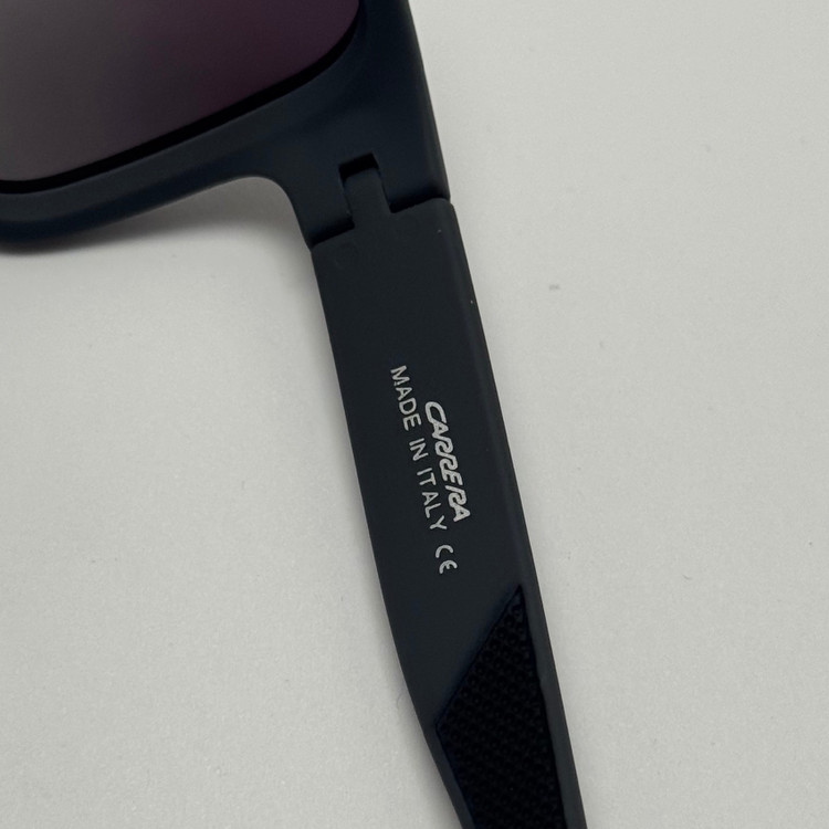 عینک آفتابی پلاریزه اسپرت کررا CARRERA طوسی مناسب رانندگی به همراه کاور پارچه ای و دستمال نانو مخصوص کد 2218