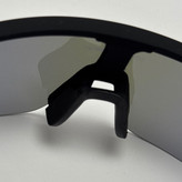 عینک آفتابی اسپرت اوکلی OAKLEY مدل SUTRO فریم مشکی عدسی آبی