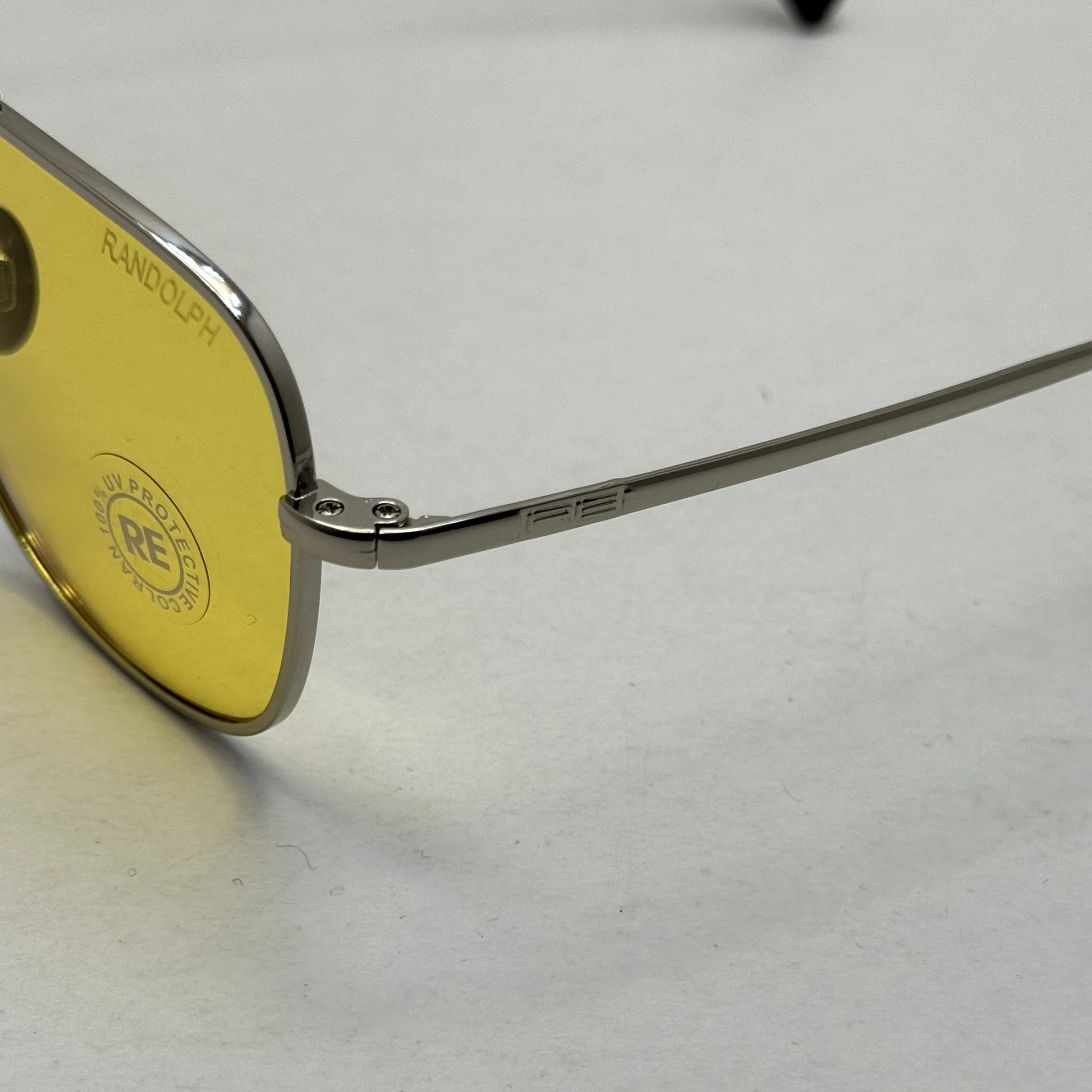 عینک آفتابی و شب خلبانی رندولف شیشه سنگ زرد فریم نقره ای فول پک اصلی RANDOLPH AVIATOR RE 58 24K WHITE GOLD