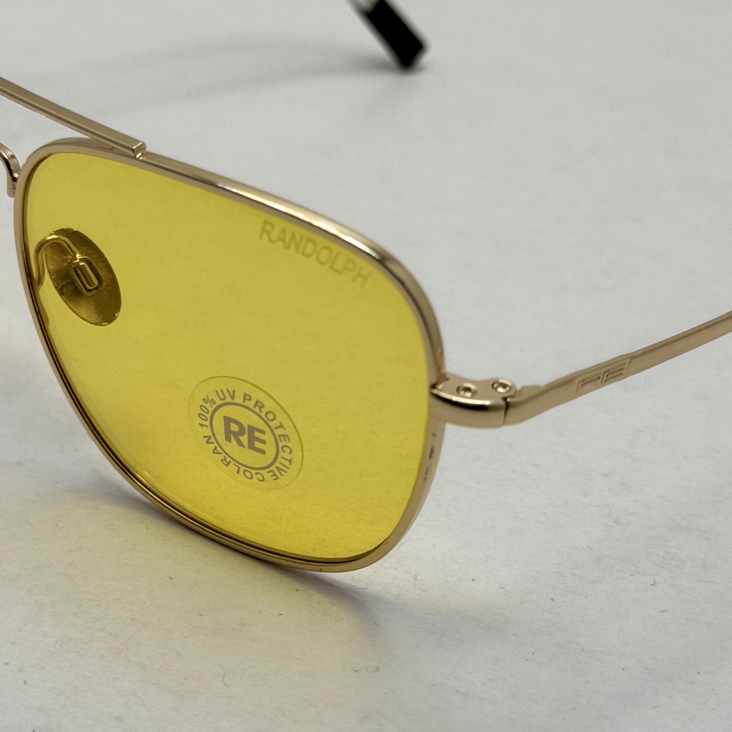 عینک آفتابی و شب خلبانی رندولف شیشه سنگ زرد فریم طلایی فول پک اصلی RANDOLPH AVIATOR RE 58 24K GOLD