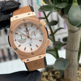 ساعت هابلوت Hublot کیفیت عالی بند و قفل اصلی با کارت گارانتی و ضمانت کیفیت و جعبه ارسال به کل کشور در رنگبندی متنوع