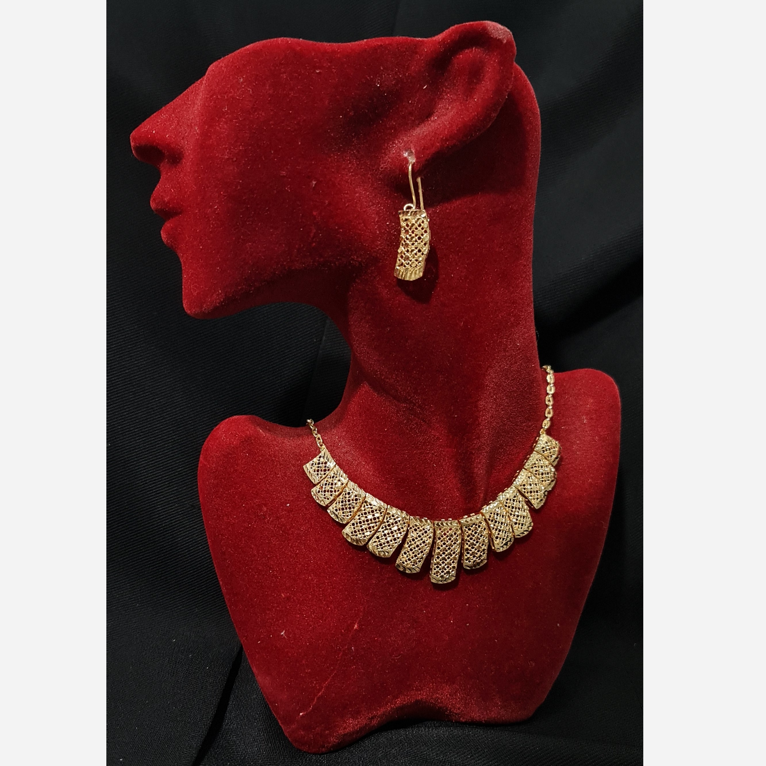 سرویس طرح طلا زنانه 1006