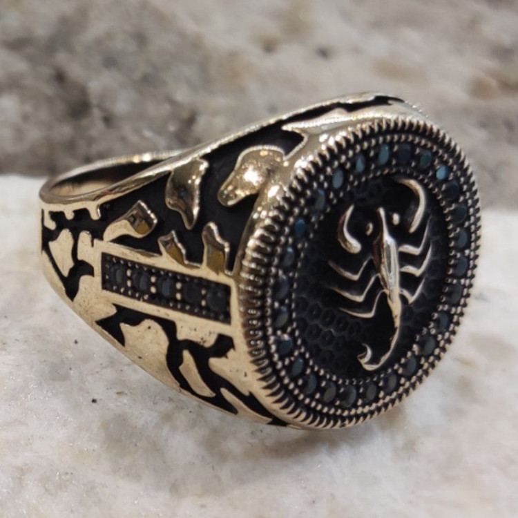انگشتر عقرب مردانه طلاروسی