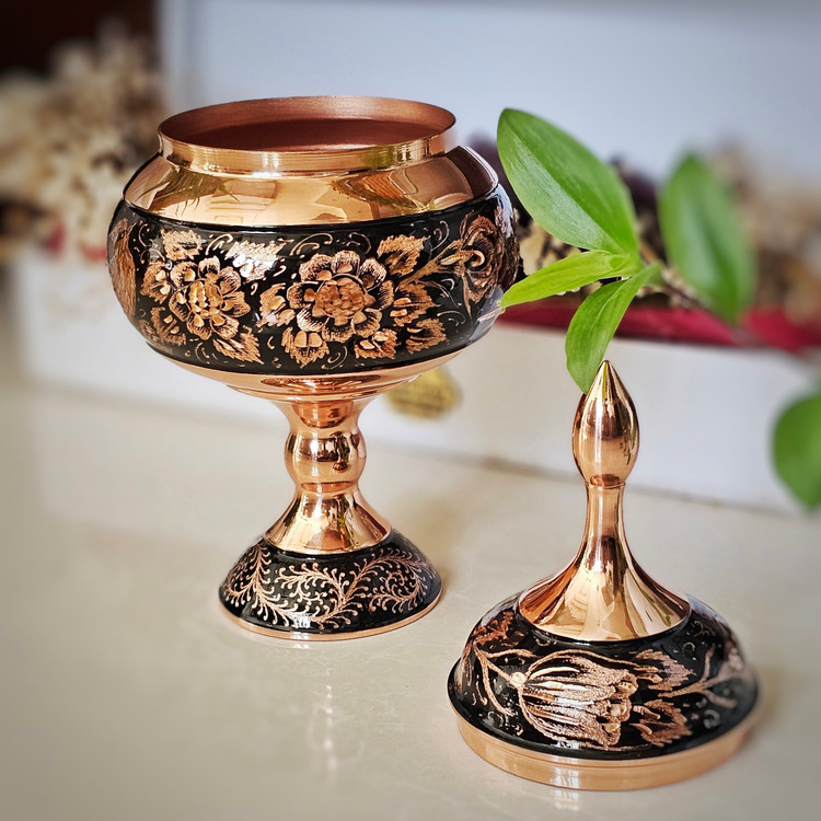شکلات خوری مسی مدل الماس تراش ارتفاع29/5 به همراه جعبه فانتزی