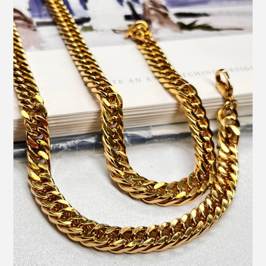 گردنبند مردانه مدل کارتیه Cartier جنس استیل عیار 316 رنگ ثابت کد ztk (پس کرایه)