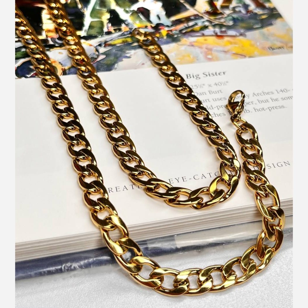 گردنبند مردانه طرح کارتیه Cartier جنس استیل عیار 316 رنگ ثابت کد ztk (پس کرایه)