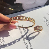 ست دستبند و انگشتر نگین دار زنانه طرح ورساچه Versace فری سایز freesize رنگ ثابت کد sm (پس کرایه)