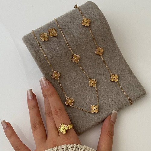 ست کامل زنانه طرح ونکلیف Van Cleef فری سایز Freesize رنگ کاملا ثابت کد tj (پس کرایه)