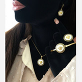 ست کامل زنانه نگین دار طرح ورساچه Versace رنگ کاملا ثابت کد sm (پس کرایه)