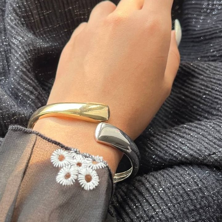 دستبند النگویی و بنگل آبکاری نقره زنانه مدل مینیمال آینه ای دو رنگ تنوع طرح رنگ ثابت کد sm (پس کرایه)