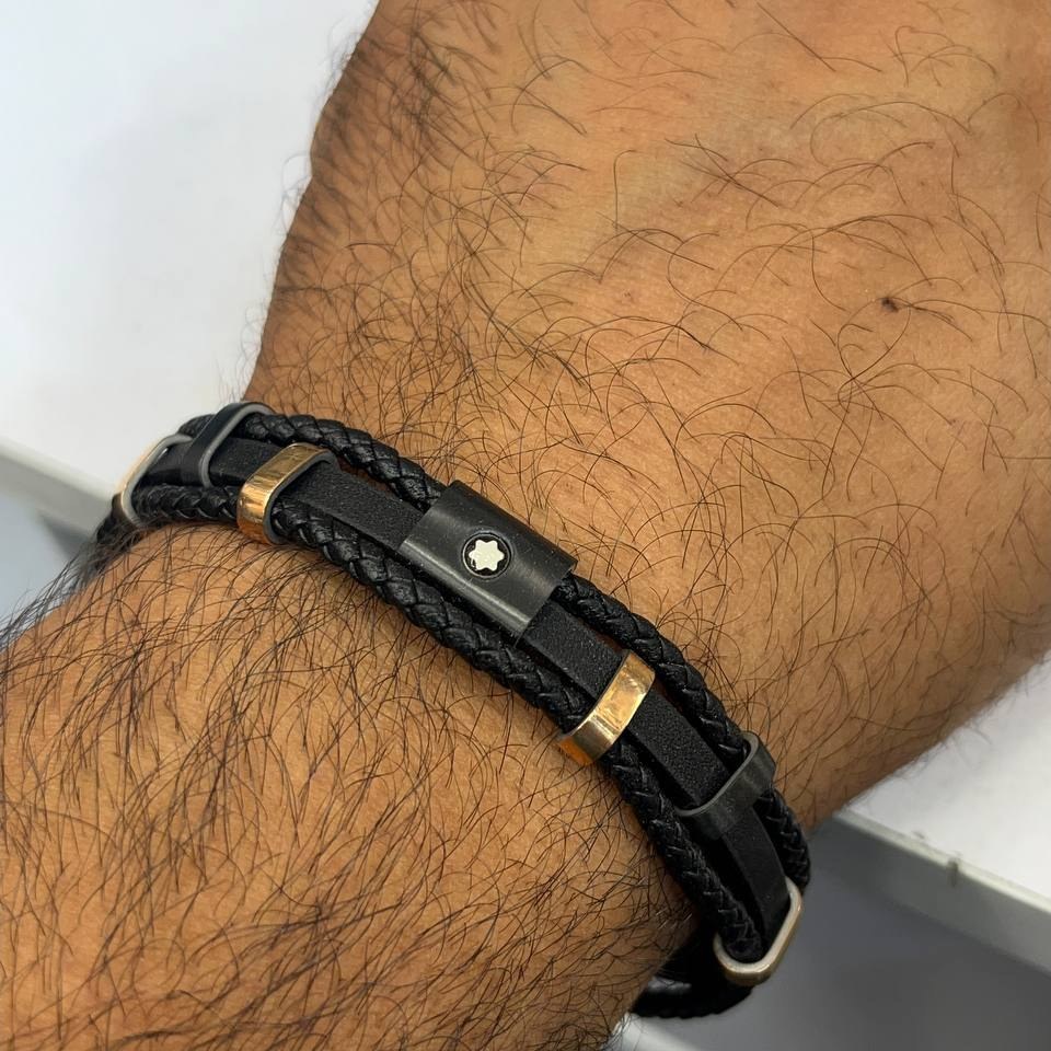 دستبند چرمی قفل و پلاک استیل مردانه کارتیر Cartier قهوه ای کیفیت چرم عالی تنوع طرح رنگ ثابت کدbn (پس کرایه)