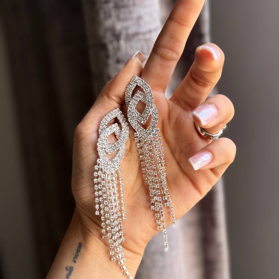 گوشواره طرح جواهری طرح تنیسی قلب فول نگین تنوع طرح رنگ ثابت کد sm (پس کرایه)