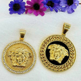 گردنبند و آویز پلاک استیل مردانه طرح ورساچه Versace تنوع طرح و رنگ رنگ ثابت کد sm