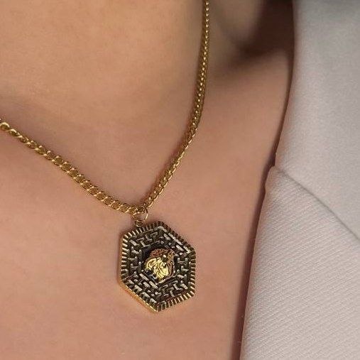 گردنبند و آویز پلاک استیل طرح دایره و بیضی آویز ورساچ VERSACE تنوع طرح رنگ ثابت