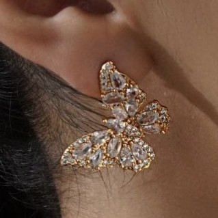 نیم ست طرح جواهری زنانه گردنبند و گوشواره طرح پروانه نگین دار رنگ ثابت کد MP