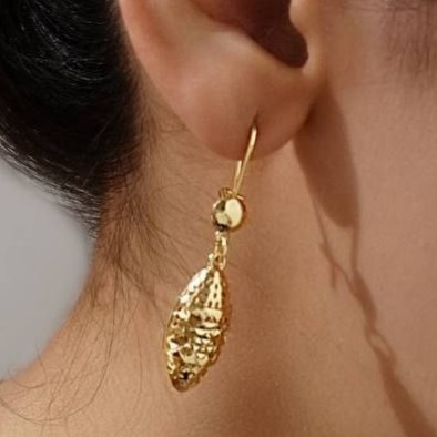 نیم ست طرح جواهری زنانه گردنبند و گوشواره تراشکاری شده مدل بیضی بدون نگین رنگ ثابت کد MP