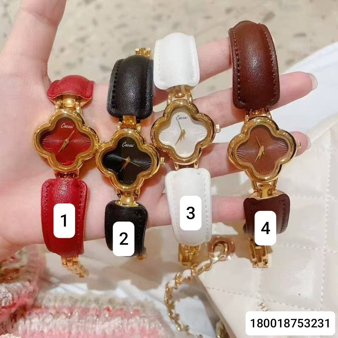 ساعت زنانه ونکلیف بند چرمی مارک cacaxi 18003231