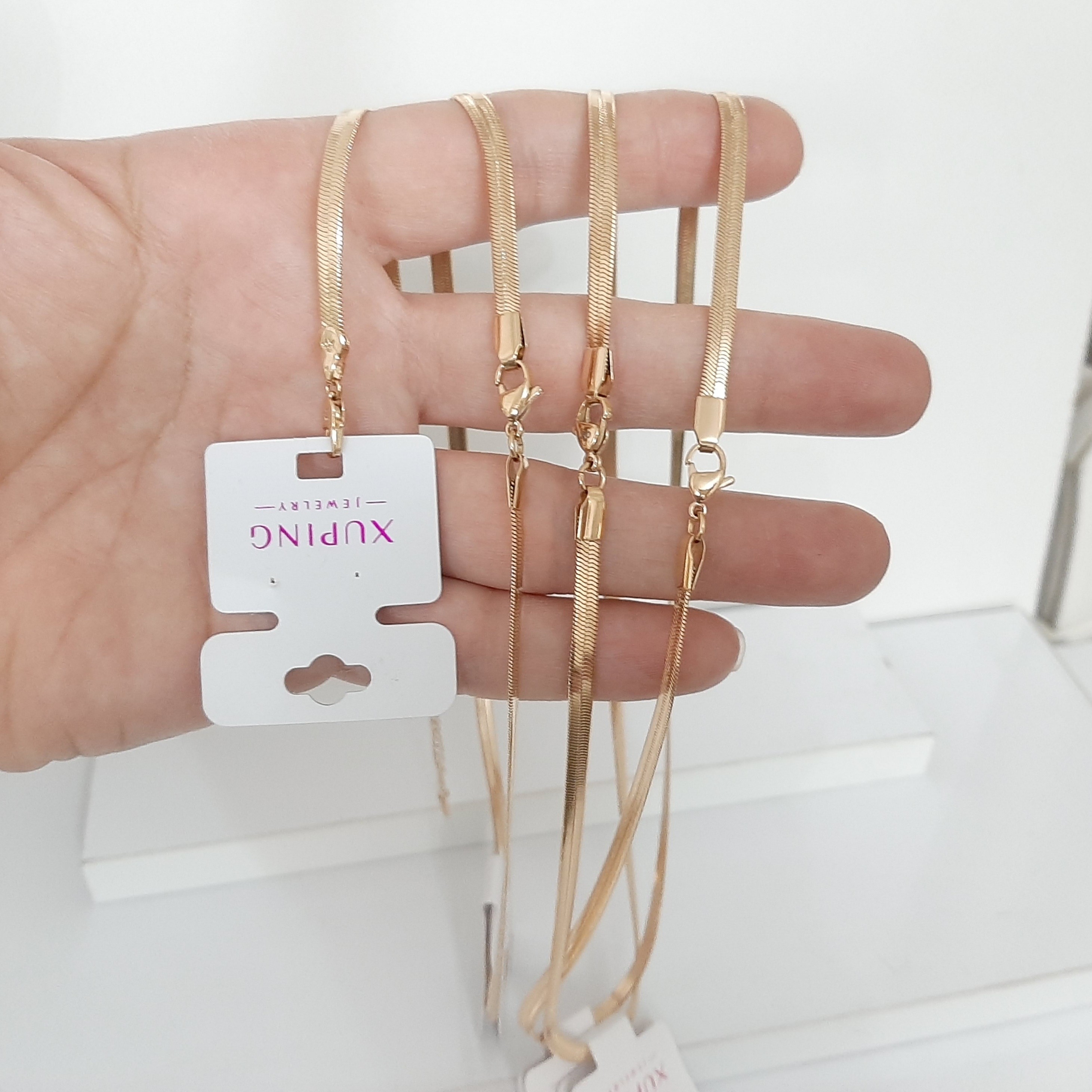 گردنبند ماری ژوپینگ کاملا رنگ ثابت با آبکاری طلا و استفاده مدام ورق بزنید لطفا