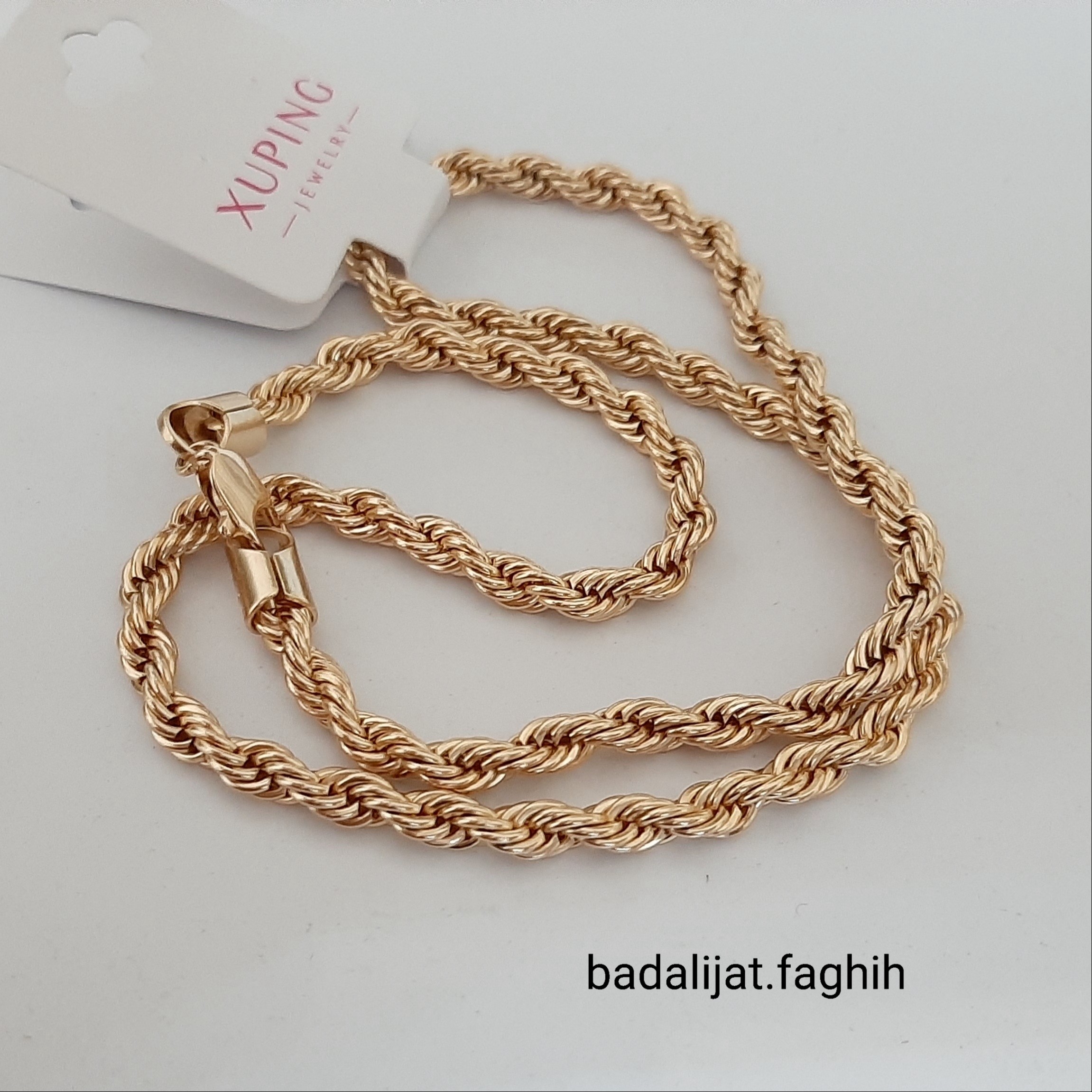 زنجیر طنابی ژوپینگ کاملا رنگ ثابت با آبکاری طلا و مناسب استفاده مدام ورق بزنید و توضیحات رو بخونید لطفا