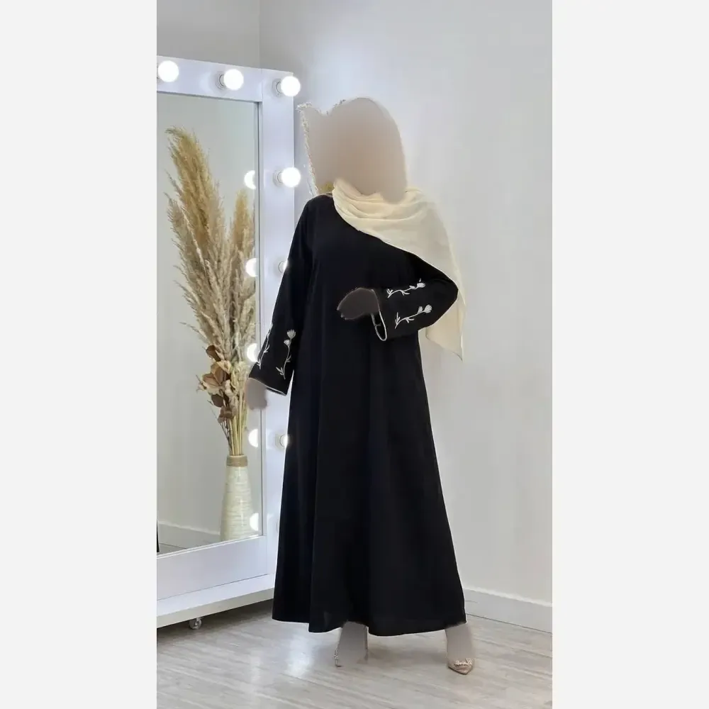 عبا زنانه مدل عباسلما جنس الیزه رنگ مشکی