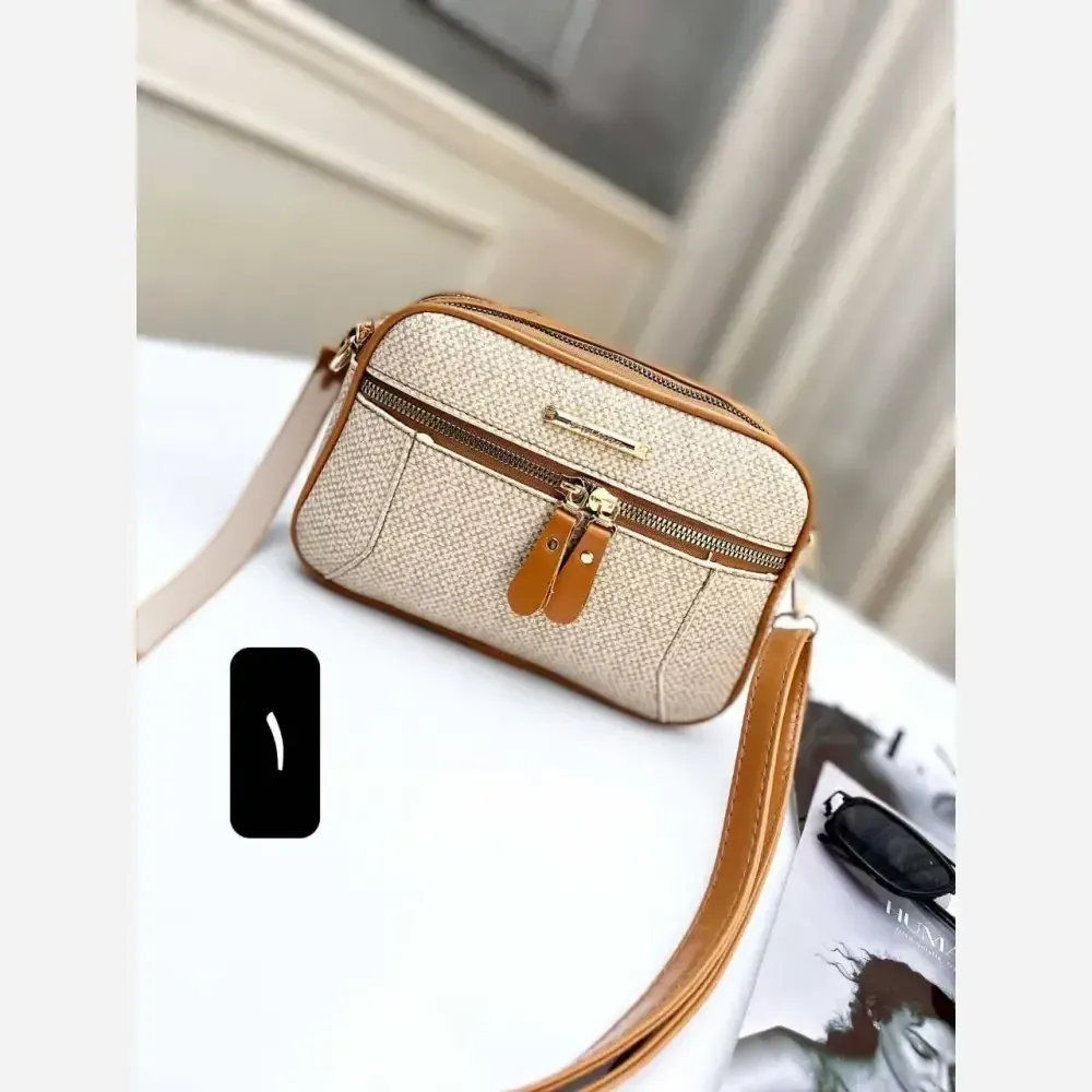 کیف زنانه آیدا جنس چرم طرح کنفی سه خونه (2)