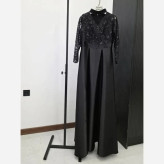 ماکسی مجلسی زنانه مدل پناه جنس ساتن و گیپور پولکدوزی رنگ مشکی