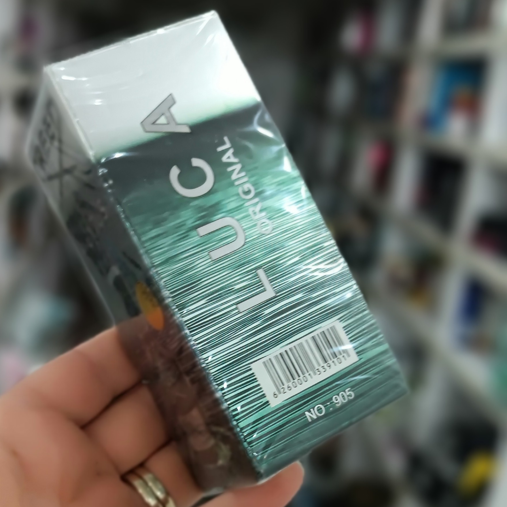 عطر اونتوس 100 میل Aventus ادکلن مردانه خوشبو