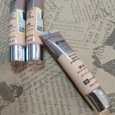 کرمپودر گیاهی بژ روشن کرم پودر ضدآب اورجینال Maybelline foundation