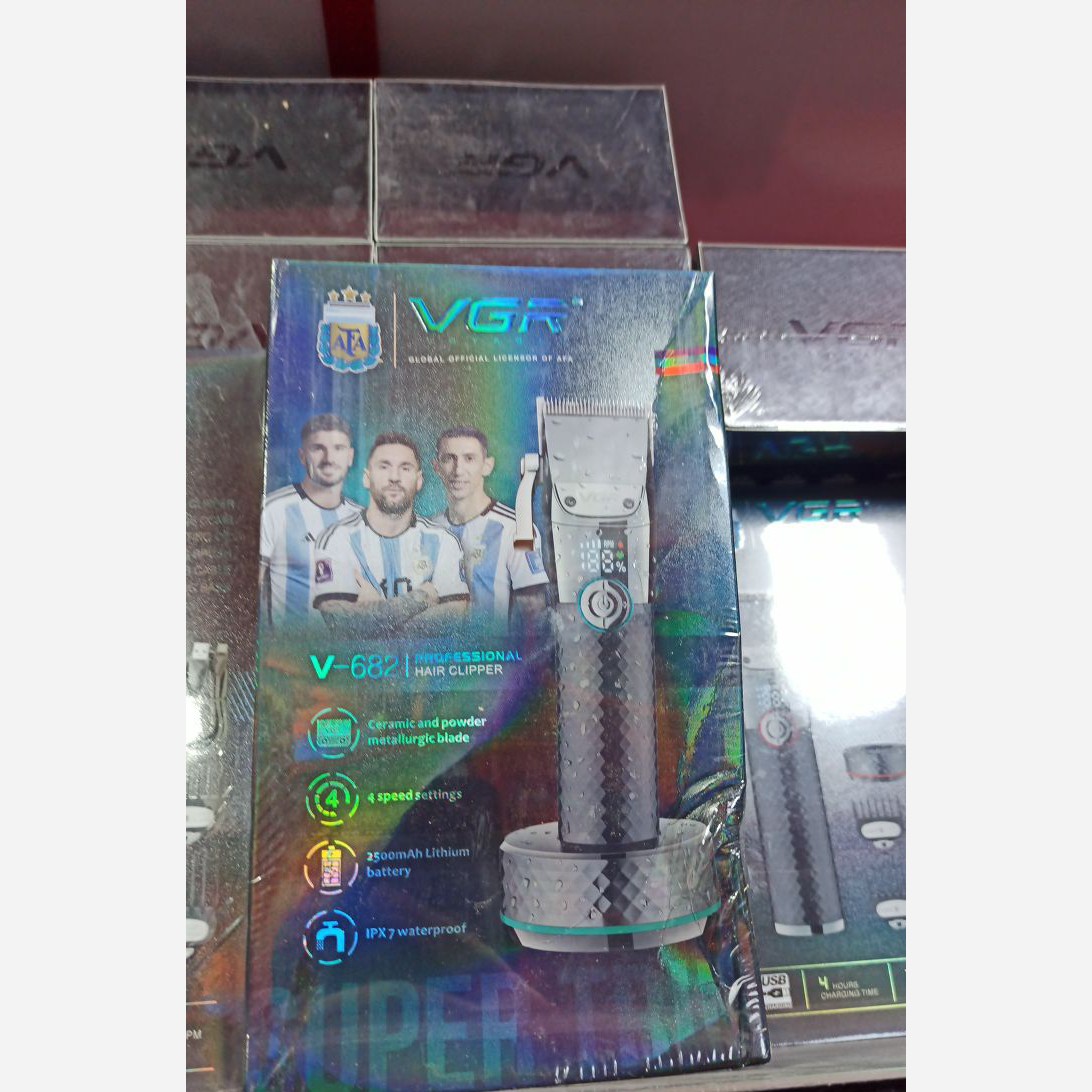 ماشین اصلاح حجم زن وی جی آر VGR V-682.