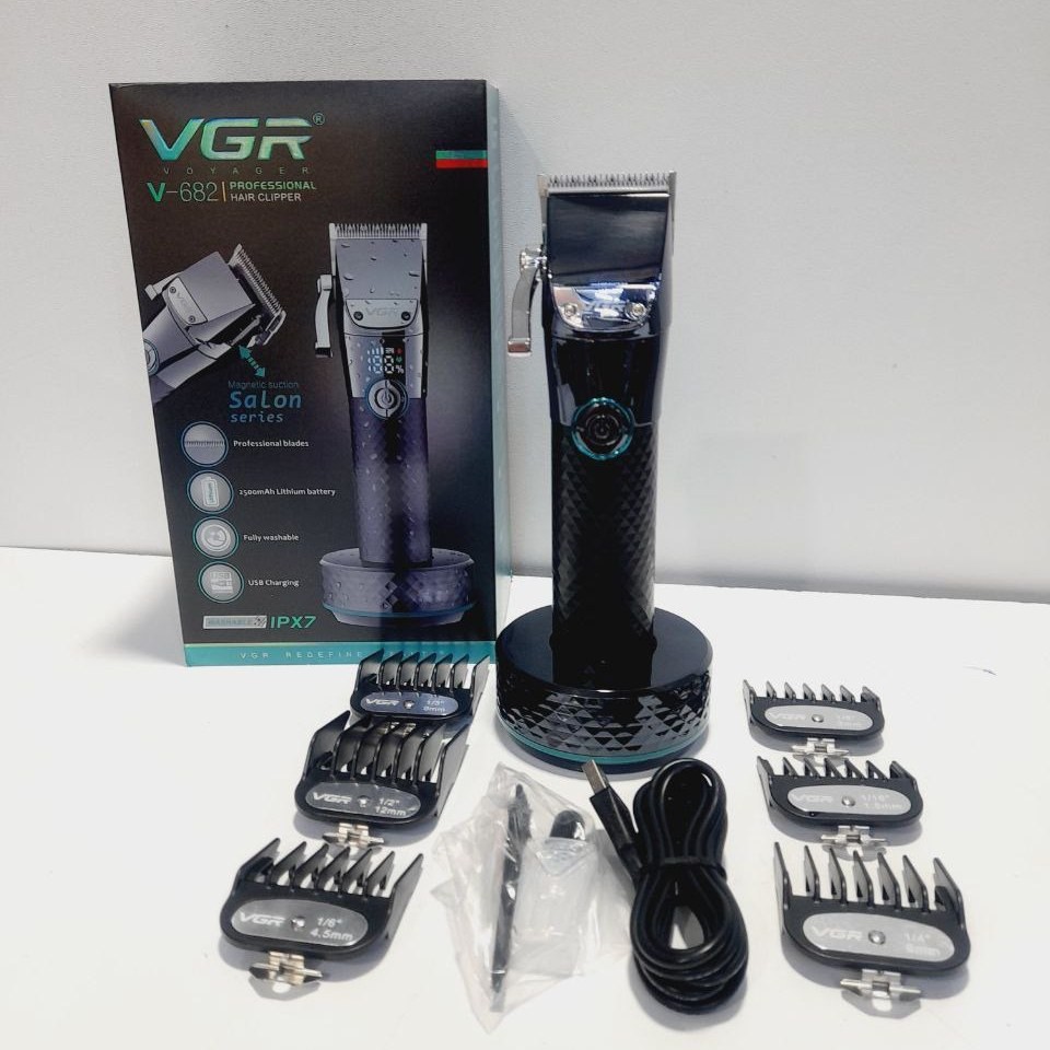 ماشین اصلاح حجم زن وی جی آر VGR V-682.
