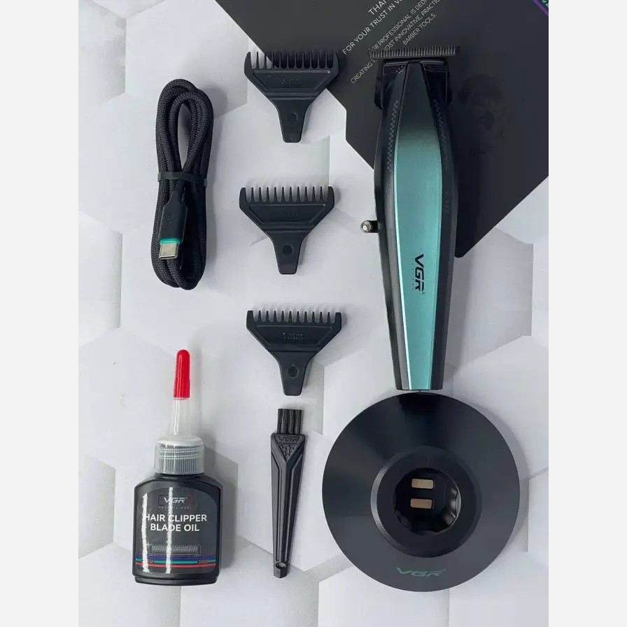 ماشین اصلاح صفر زن خط زن وی جی آر V-992شاهکاری از وی جی آر 9000 دور در دقیقه.