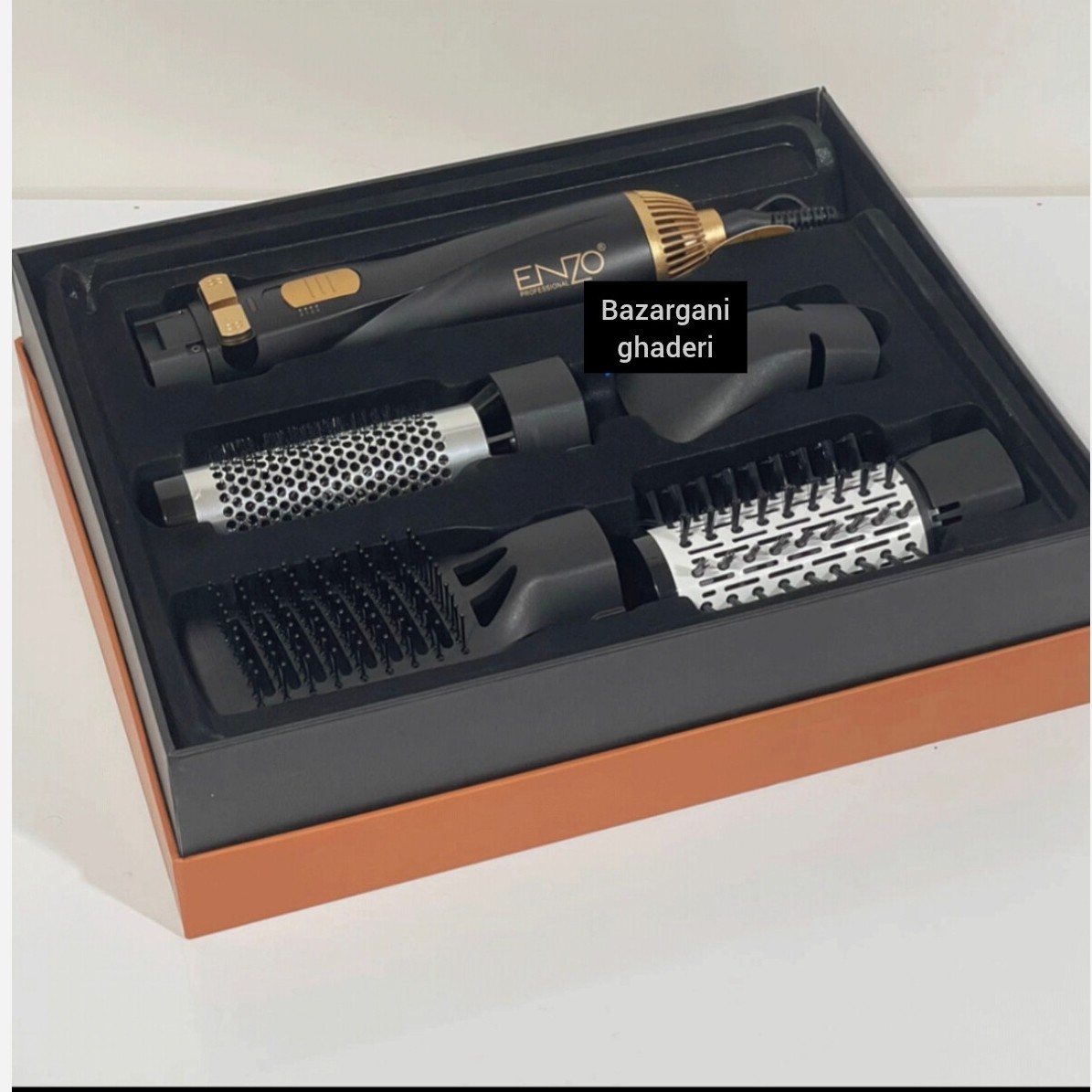 سشوار برسدار چرخشی 1200 وات انزو پروفیشینال مدل EN-746K 5in1 47X مدل 1