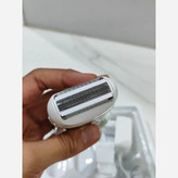 اپیلیدی فیلیپس 6006 ساخت هلند چهار کاره برای کل بدن بسیار قدرتمند دارای دو دور متور تحت لیسانس هلند همراه 4 سری و آداپتو