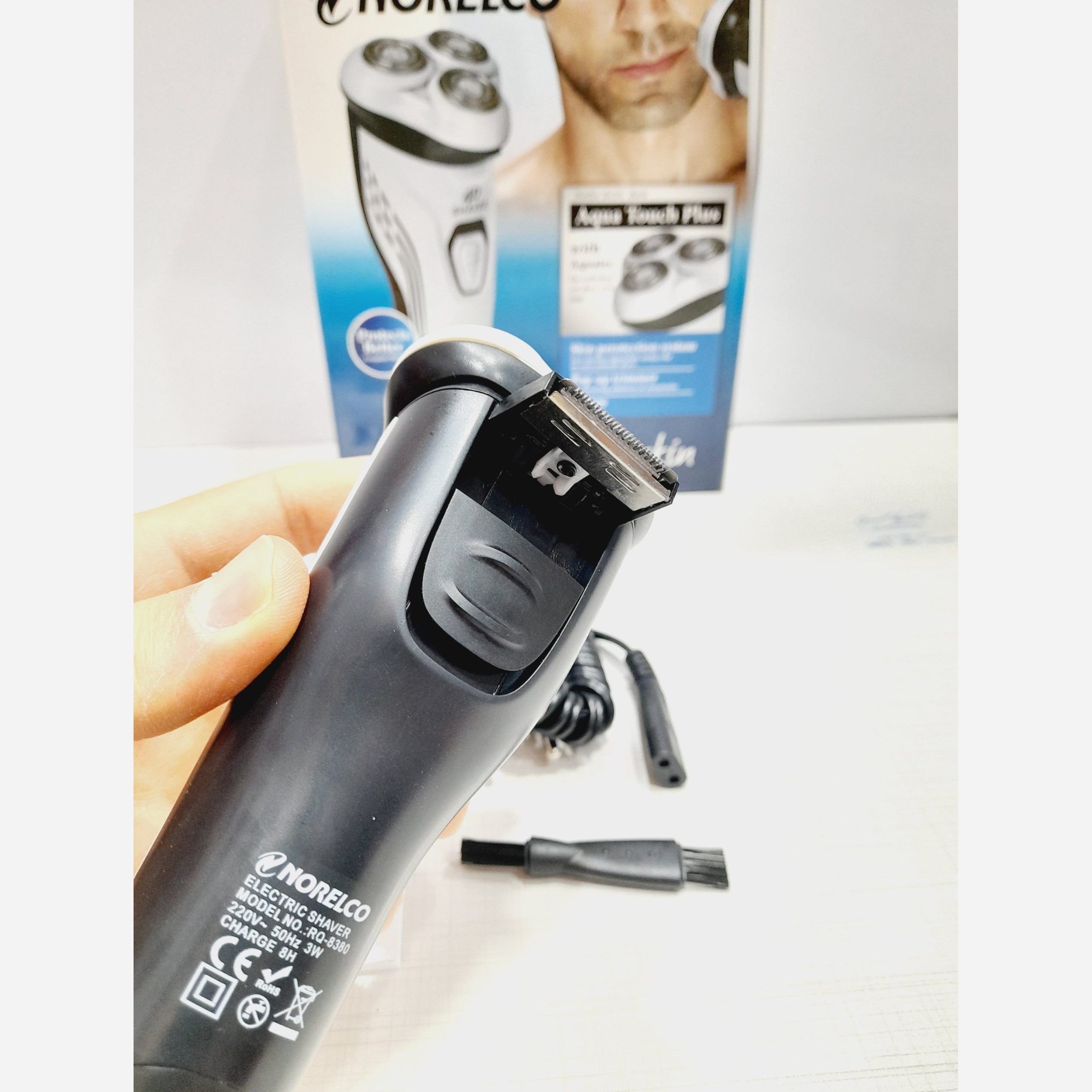 ریش تراش سه تیغ فیلیپس RQ-8380