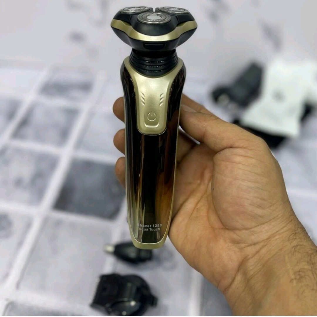 ماشین اصلاح سه کاره فیلیپس مدل PH1280 که خط زن و موزن گوش و بینی