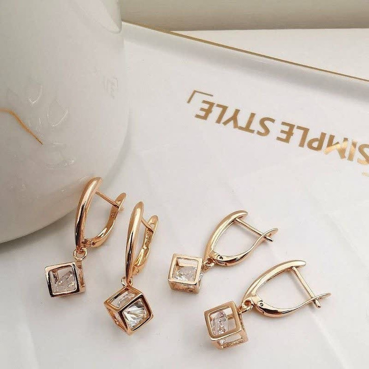 نیم ست نگین مکعبی الماسی ژوپینگ