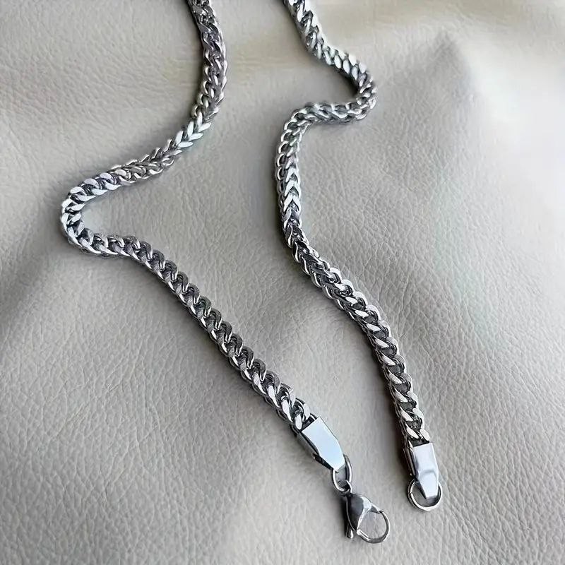 گردنبند مکعبی استیل گالری هیما