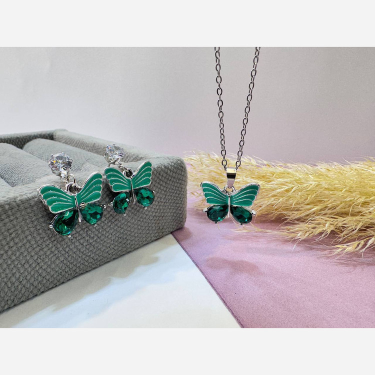نیم ست پروانه گوشواره میخی نقره ای خاص درجه یک