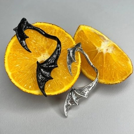 ایرکاف بال اژدها مشکی و نقره ای