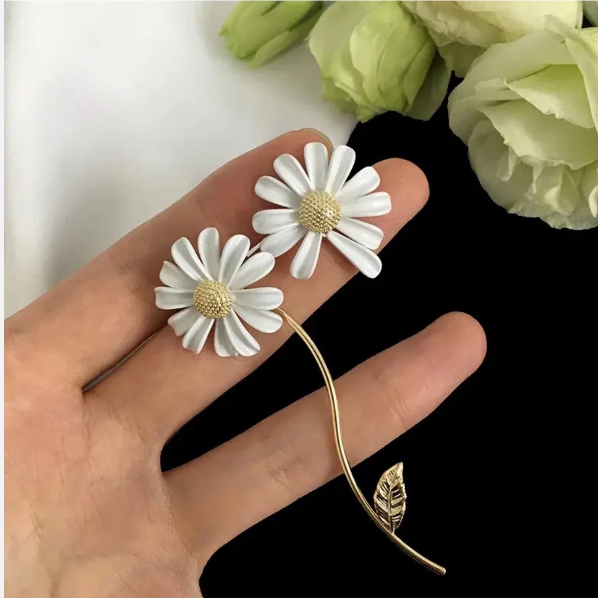 گوشواره گل بابونه پینترستی استیل در دو رنگ