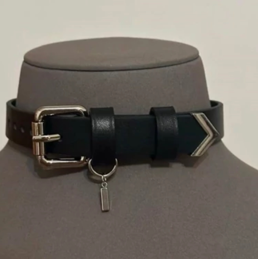 گردنبند چوکر سگک دار آویز دار