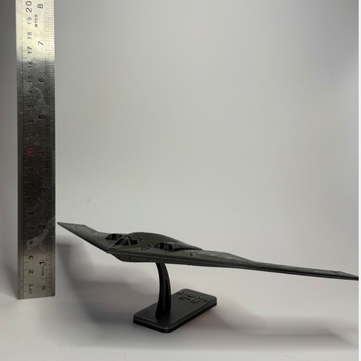 جنگنده B-2