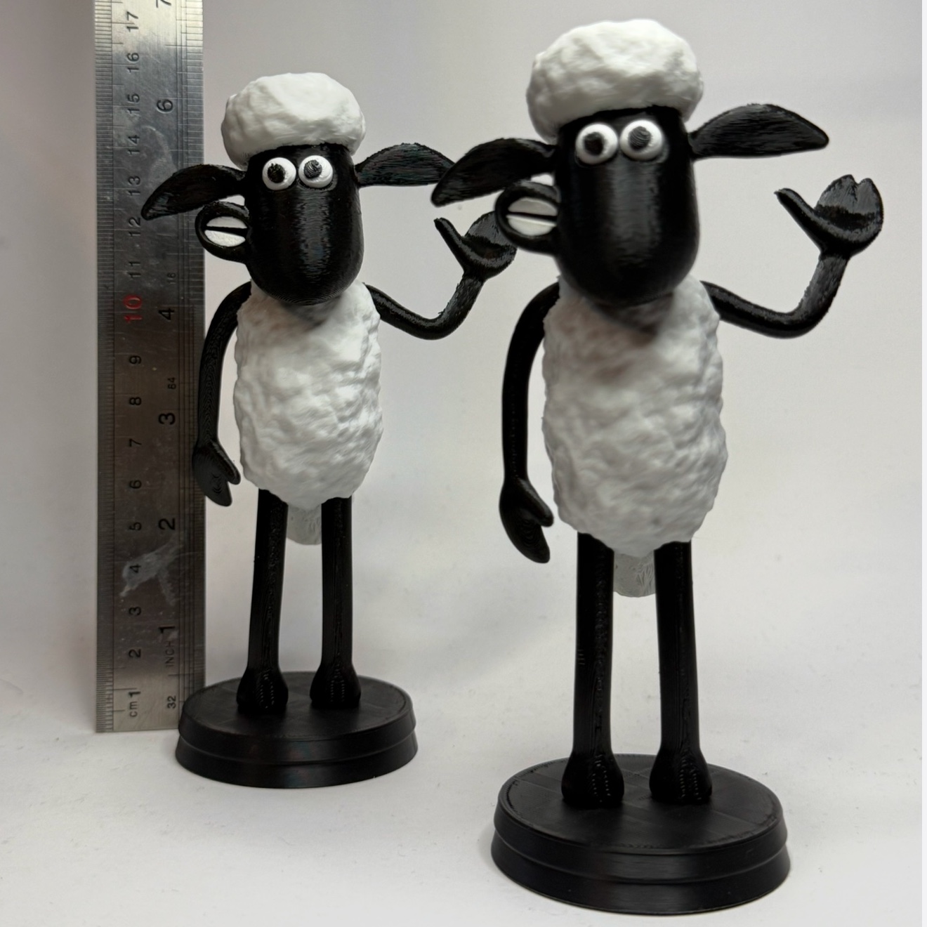 فیگور شخصیت کارتونی شان کَوسفنده (Shaun the Sheep)