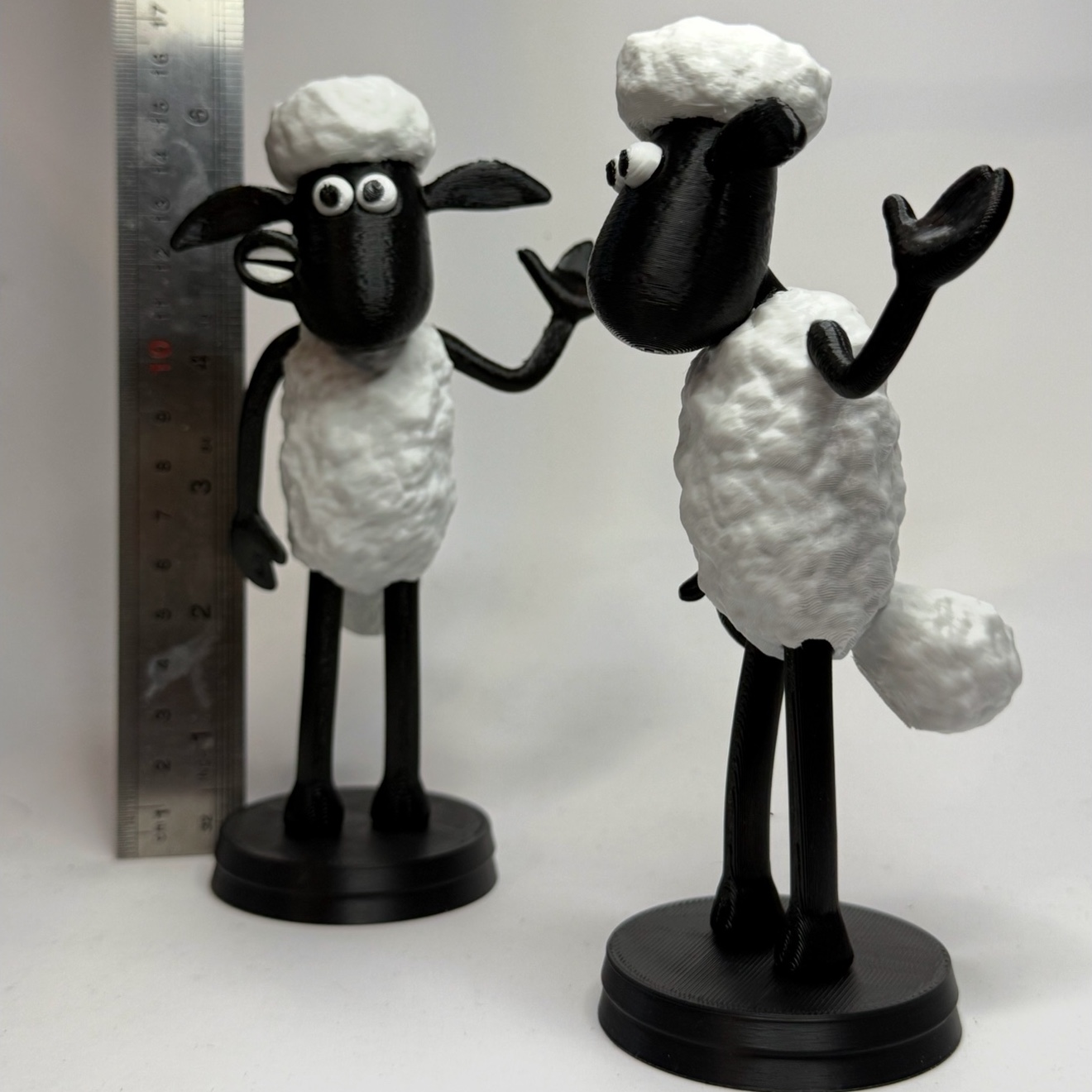 فیگور شخصیت کارتونی شان کَوسفنده (Shaun the Sheep)