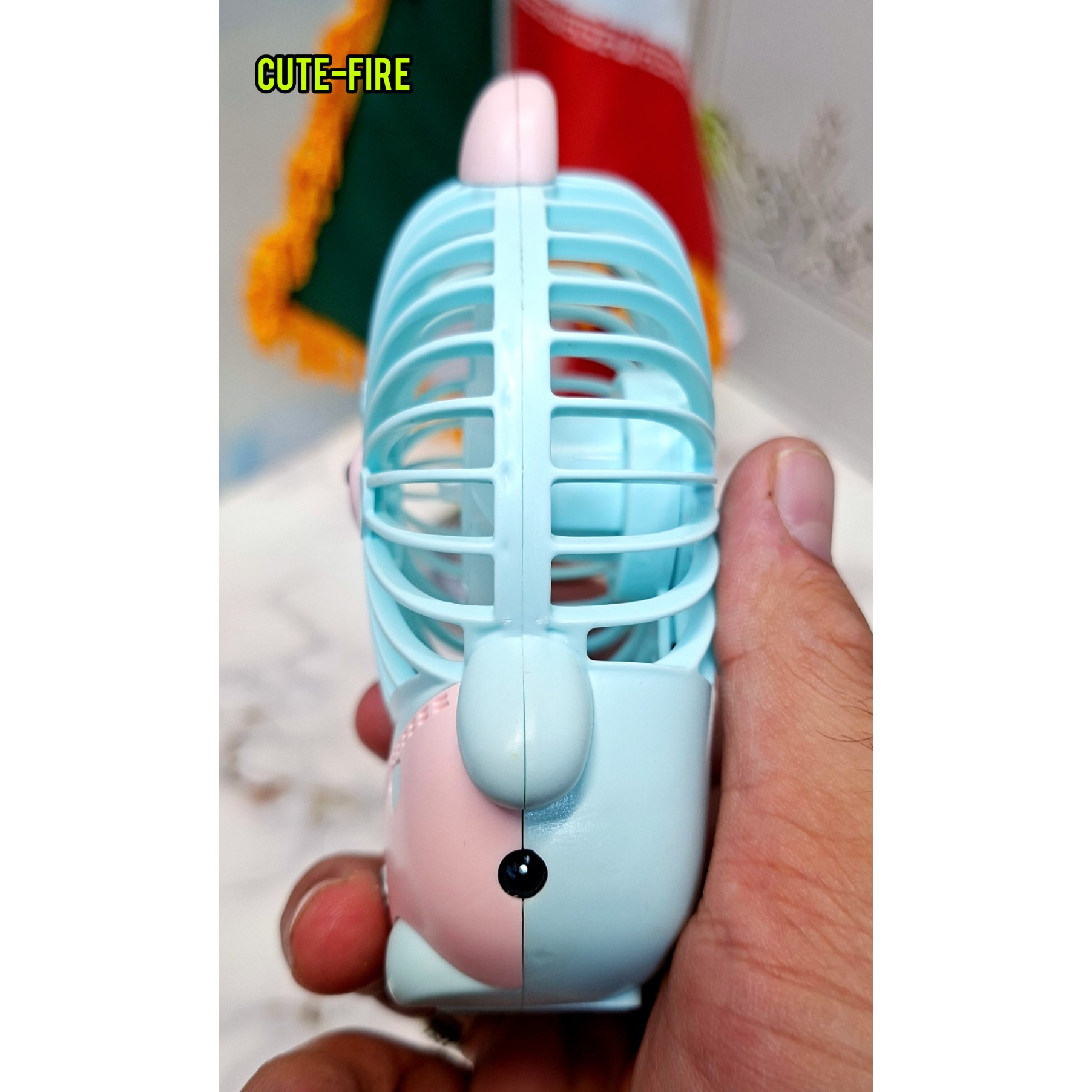 پنکه شارژی دستی و رومیزی 3 سرعته با کیفیت
