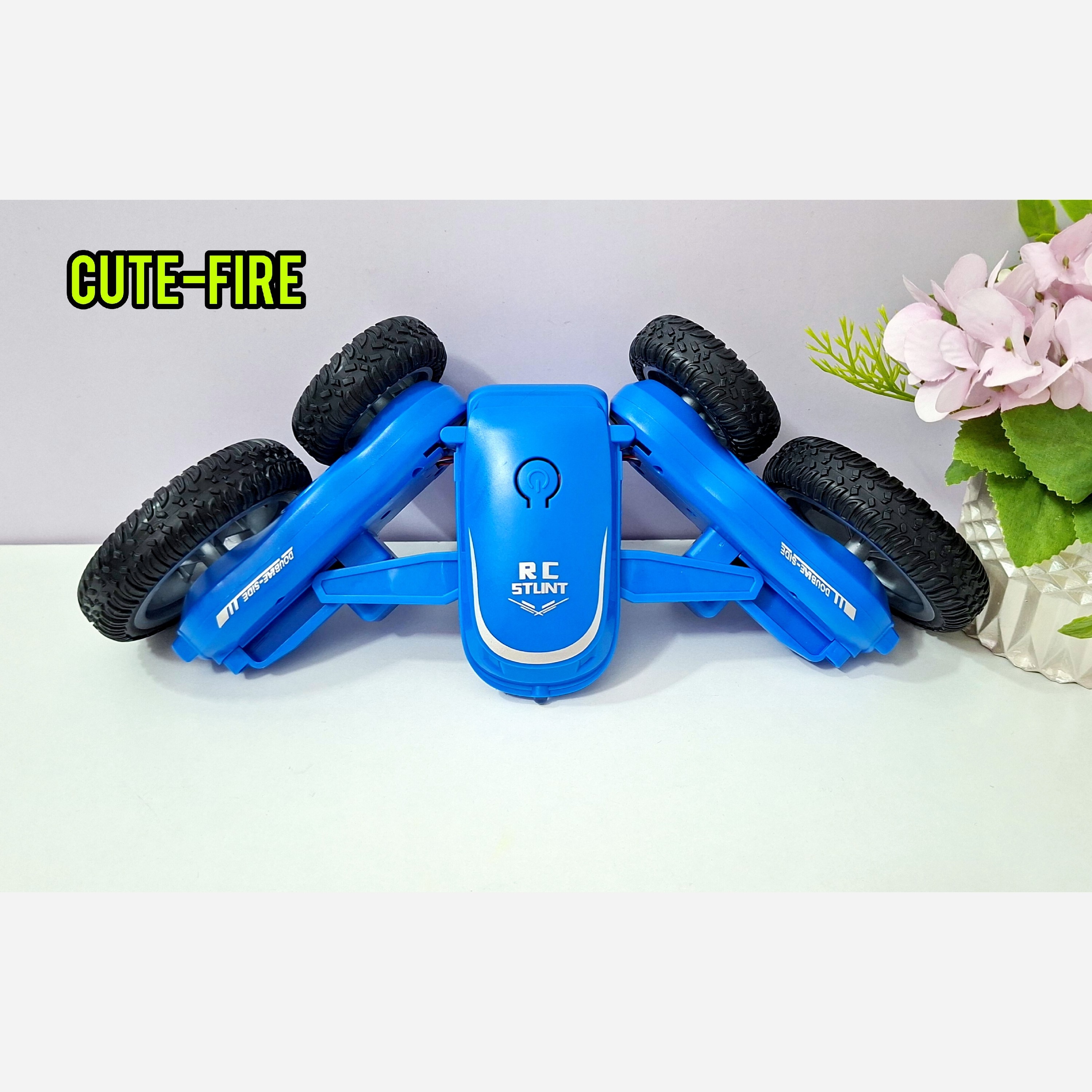 ماشین کنترلی دیوانه حرفه ای دو رو شارژی موزیکال چراغدار برد بالا